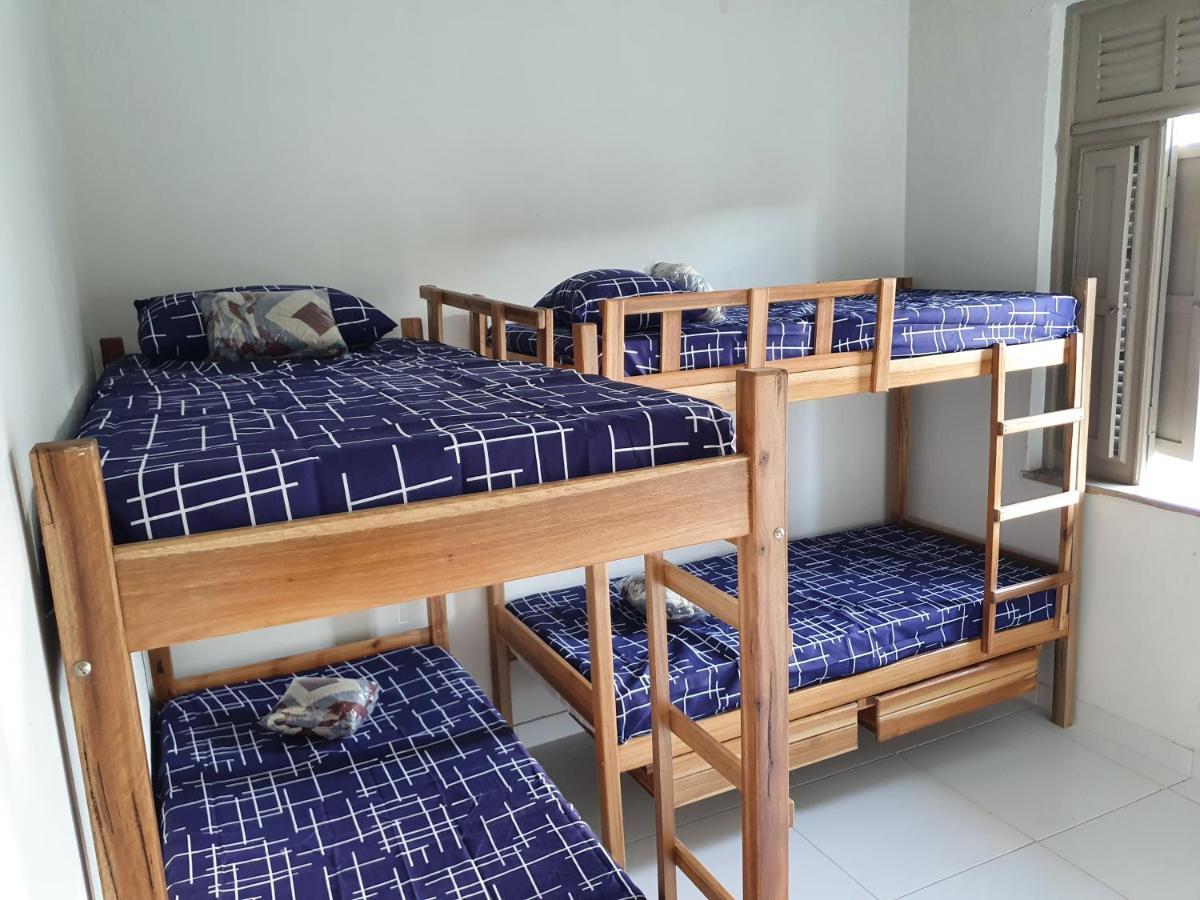 C&R Hostel Residencial Salvador Bagian luar foto